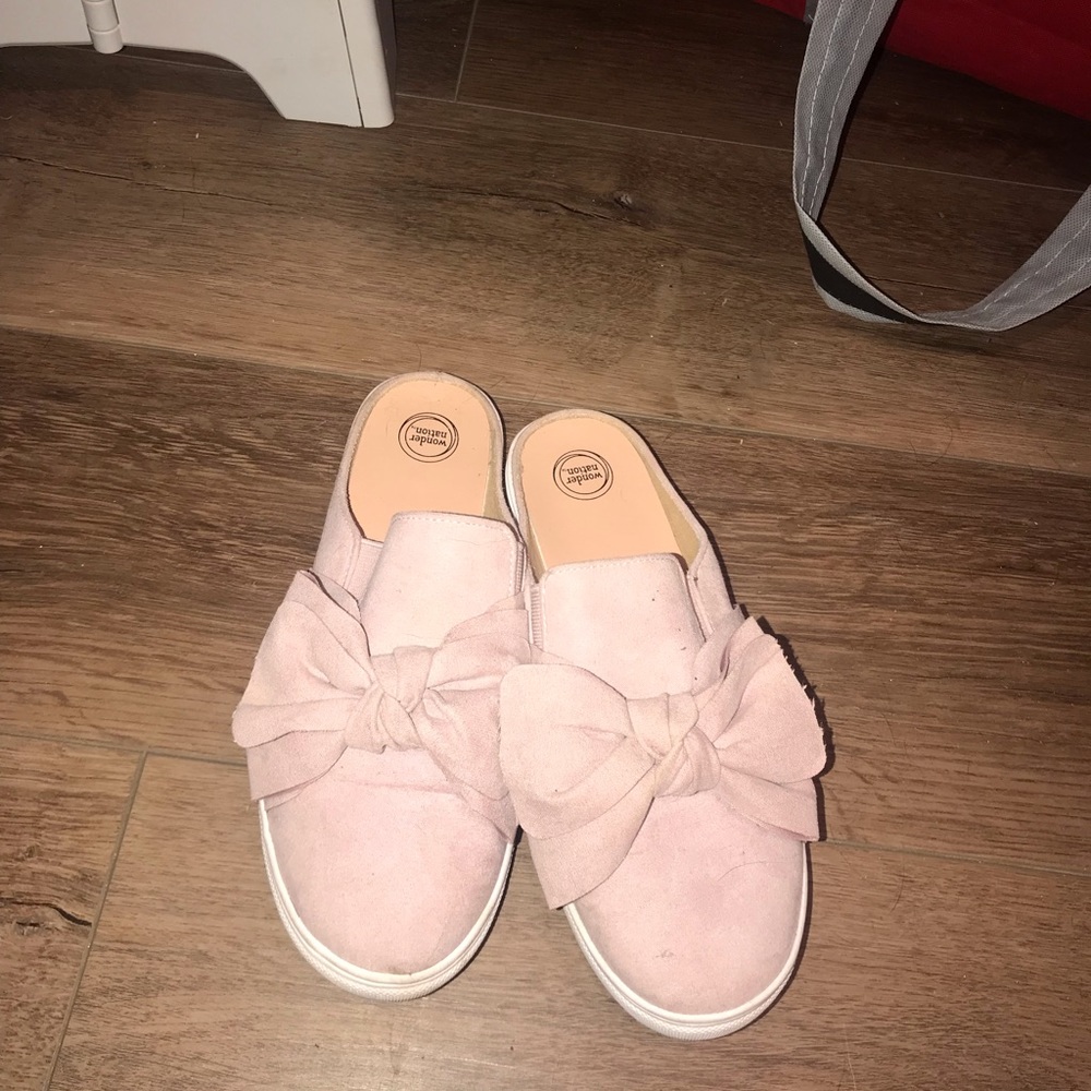 Light pink slip ons with bow